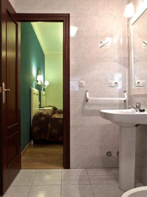 Hostal El Caballo Blanco Osuna Zewnętrze zdjęcie
